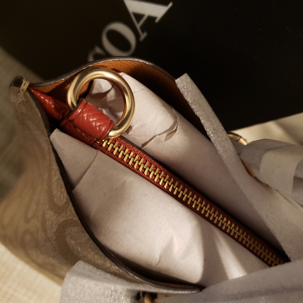Coach purse - Picture 11 of 11